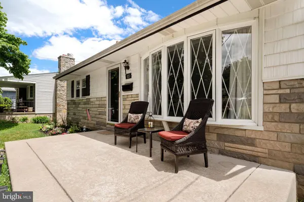 920 BELMONT AVE, Secane, PA 19018