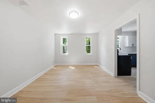 725 IRVINGTON PL, Chester, PA 19013