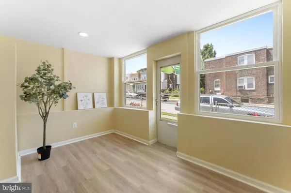 1038 LAWRENCE AVE, Darby, PA 19023