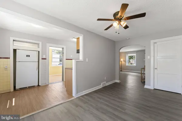 1038 LAWRENCE AVE, Darby, PA 19023
