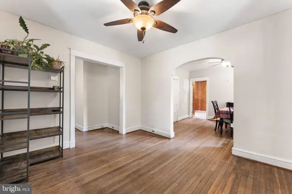333 OAK AVE, Sharon Hill, PA 19079