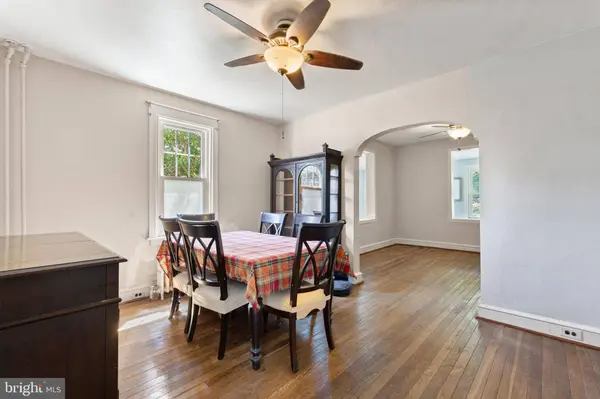 333 OAK AVE, Sharon Hill, PA 19079