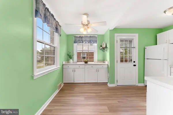 155 TAYLOR AVE, Woodlyn, PA 19094