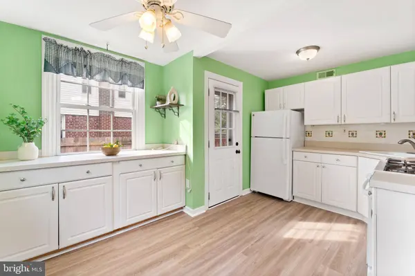 155 TAYLOR AVE, Woodlyn, PA 19094