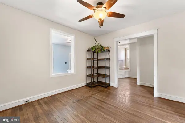 333 OAK AVE, Sharon Hill, PA 19079