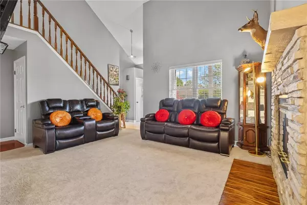 2 Summer Pond, Rochester, NY 14624