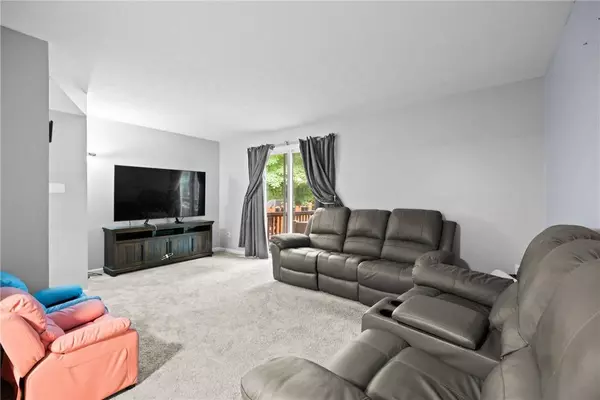 51 Woodridge, Henrietta, NY 14467