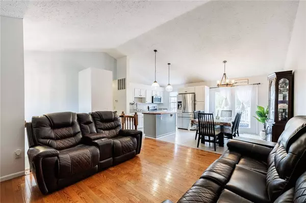 28 Cattaragus DR, Rochester, NY 14623