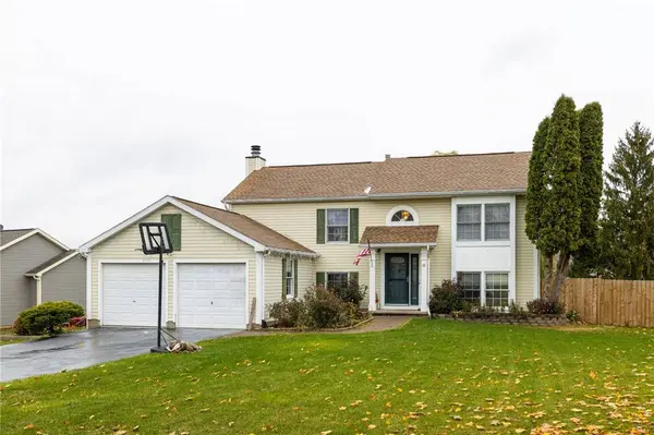 28 Cattaragus DR, Rochester, NY 14623