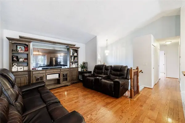 28 Cattaragus DR, Rochester, NY 14623