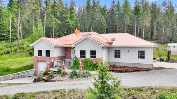 30915 N Chipmunk Rd, Chattaroy, WA 99003