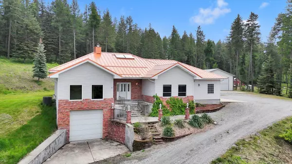 30915 N Chipmunk Rd, Chattaroy, WA 99003