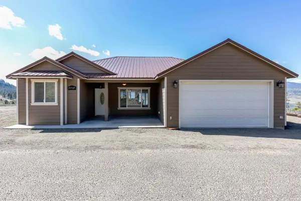39725 N Overlook Ln, Seven Bays, WA 99122