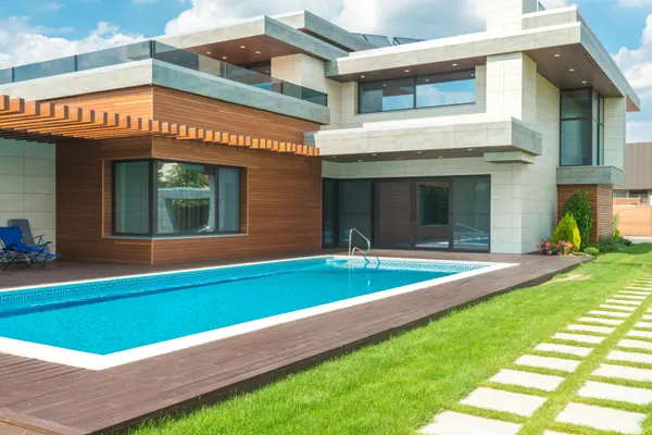 Investment Potential: How Orange County Luxury Real Estate Builds Wealth