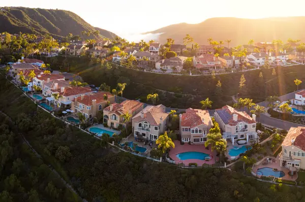 Laguna Niguel Listing Secrets: How to Price Your Home to Sell Fast