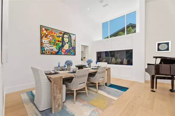 1954 Port Locksleigh PL, Newport Beach, CA 92660