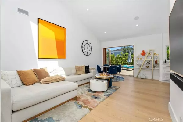 1954 Port Locksleigh PL, Newport Beach, CA 92660