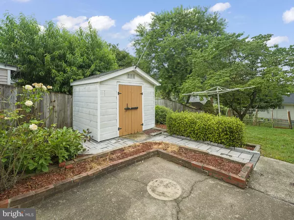 12914 LARKIN PL, Rockville, MD 20853