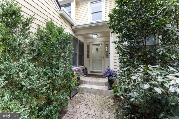 3205 N TACOMA ST, Arlington, VA 22213