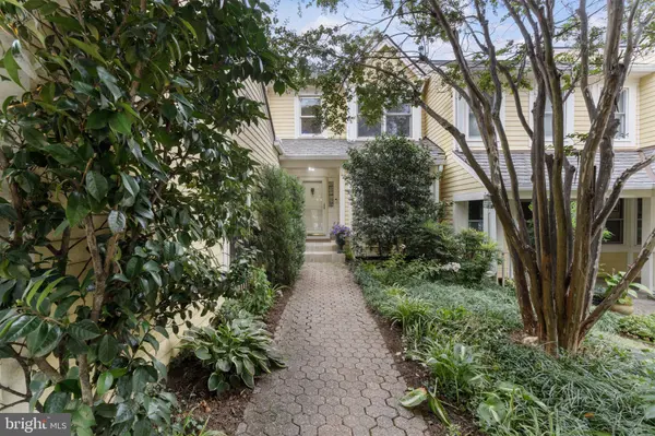 3205 N TACOMA ST, Arlington, VA 22213