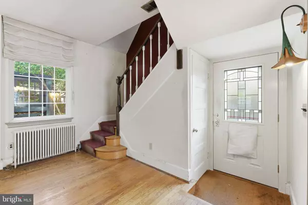 4607 VAN NESS ST NW, Washington, DC 20016