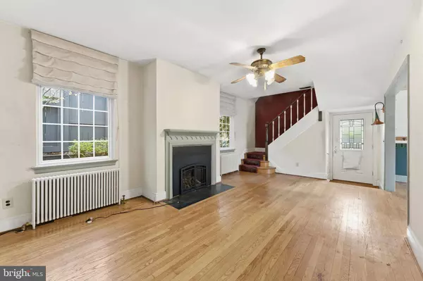 4607 VAN NESS ST NW, Washington, DC 20016