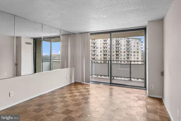 5225 POOKS HILL RD #1305N, Bethesda, MD 20814