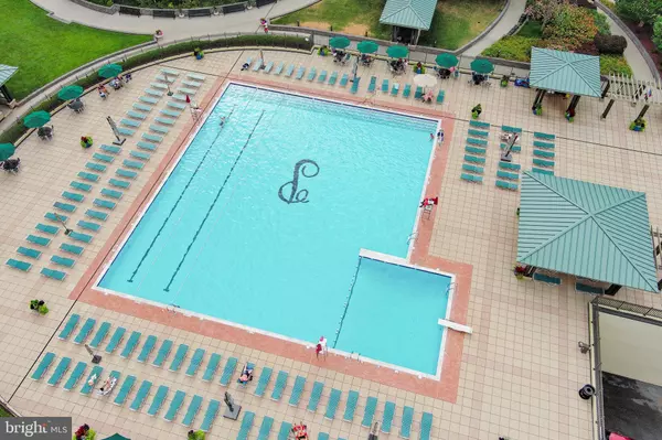 5225 POOKS HILL RD #1305N, Bethesda, MD 20814