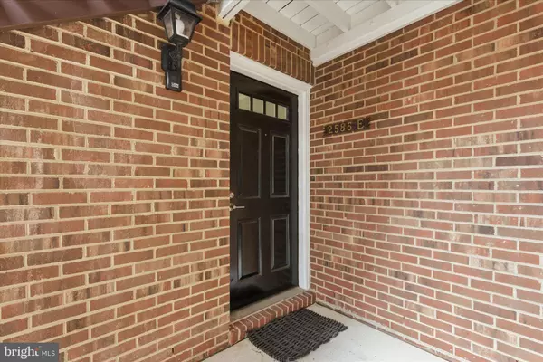 2586-E S ARLINGTON MILL DR #E, Arlington, VA 22206