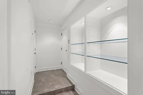 2630 ADAMS MILL RD NW #T06, Washington, DC 20009