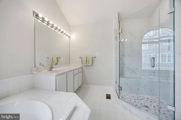 413 LONGHORN CRES, Rockville, MD 20850