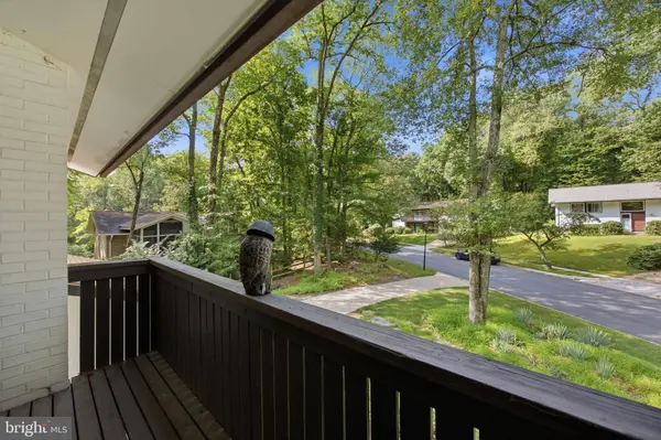9 WATCHWATER WAY, Rockville, MD 20850