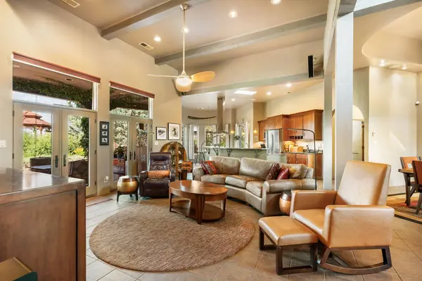 53 Private DR #1613B, Medanales, NM 87548