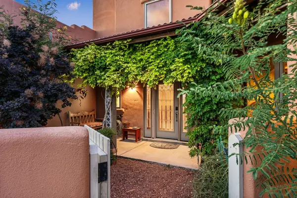 53 Private DR #1613B, Medanales, NM 87548