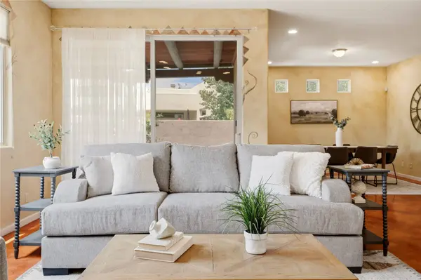 5 Ocotillo PL, Santa Fe, NM 87508