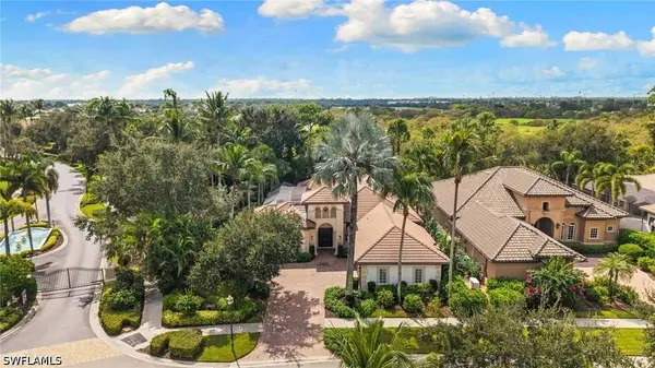 8886 Shenendoah CIR, Naples, FL 34113