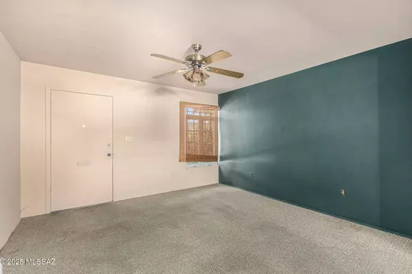290 S Paseo Aguila #UNIT C, Green Valley, AZ 85614