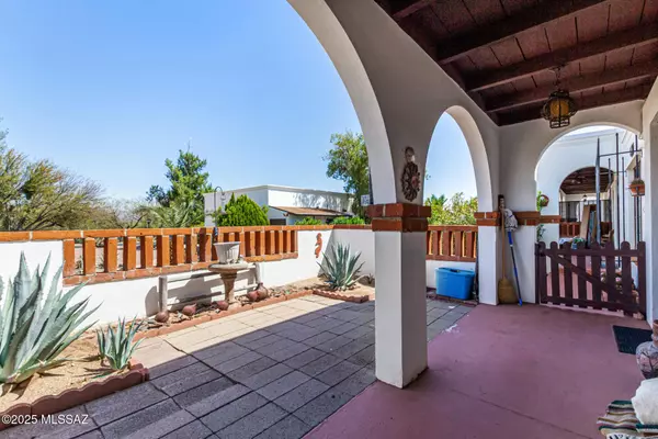 290 S Paseo Aguila #UNIT C, Green Valley, AZ 85614