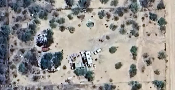 16075 W Quinlin Trail, Tucson, AZ 85735