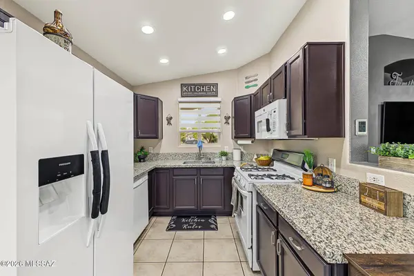 10159 E Desert Gorge Dr, Tucson, AZ 85747