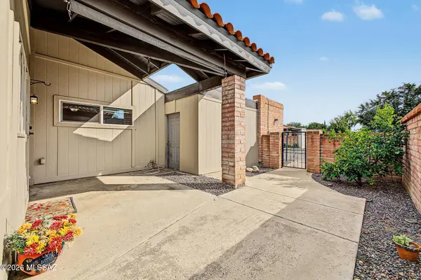 7519 E Camino De Querabi, Tucson, AZ 85715
