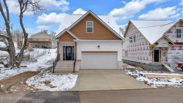 5401 Harris St, Knoxville, TN 37921