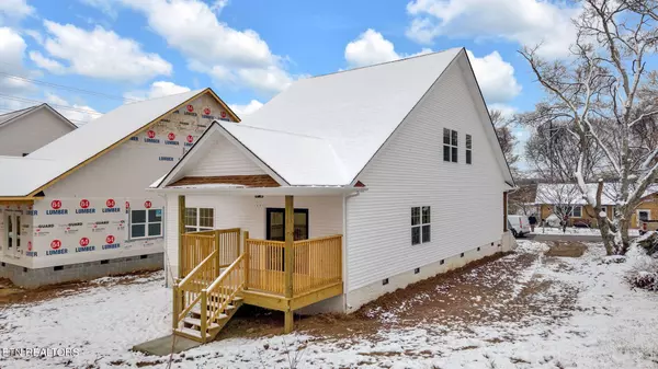 5401 Harris St, Knoxville, TN 37921