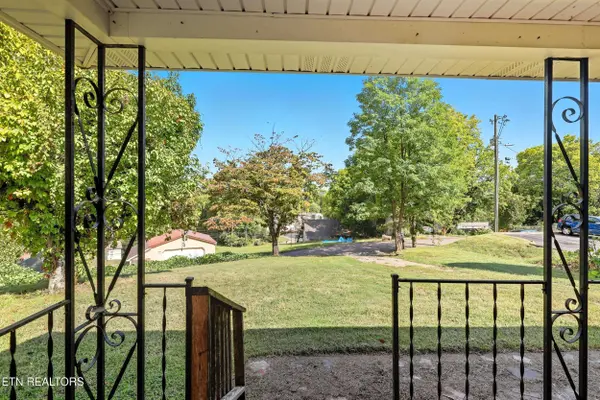 1349 Bertie Rand St, Knoxville, TN 37920