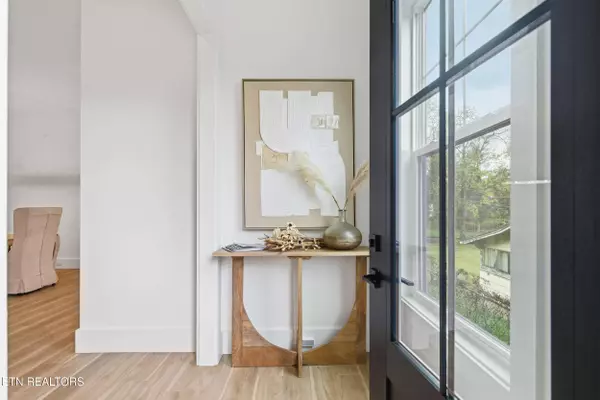 2549 Jefferson Ave, Knoxville, TN 37914