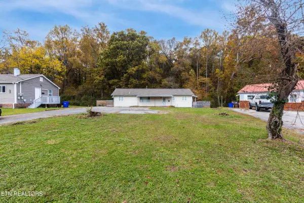 176 Hillside Rd, Oak Ridge, TN 37830
