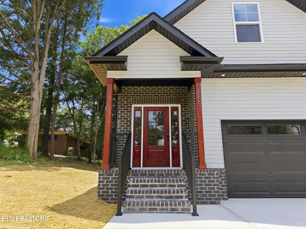 1401 Rosalyn DR, Knoxville, TN 37914