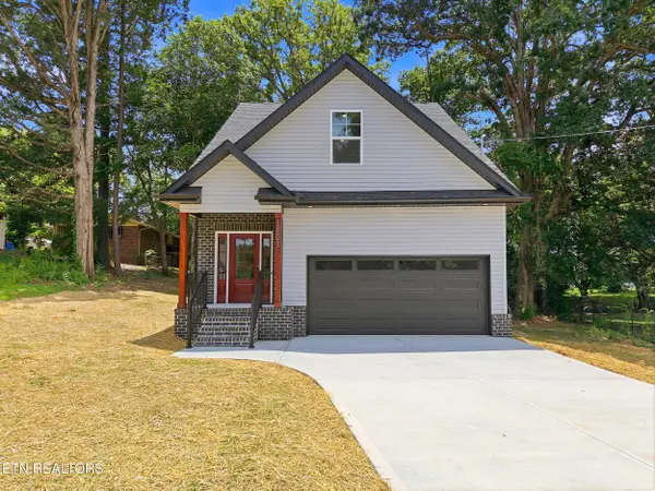 1401 Rosalyn DR, Knoxville, TN 37914