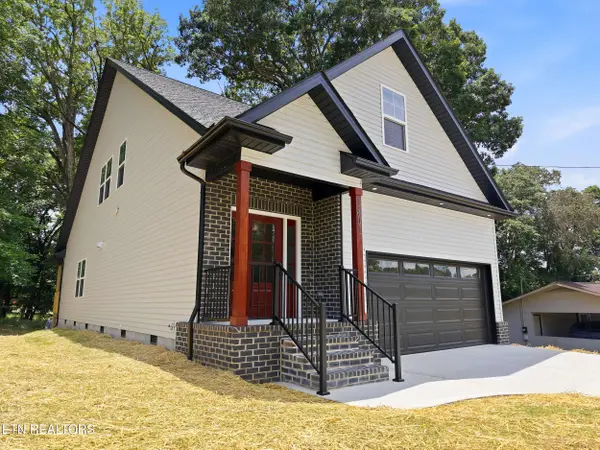 1401 Rosalyn DR, Knoxville, TN 37914