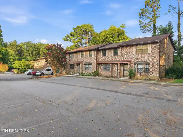 810 Highland DR #802, Knoxville, TN 37912